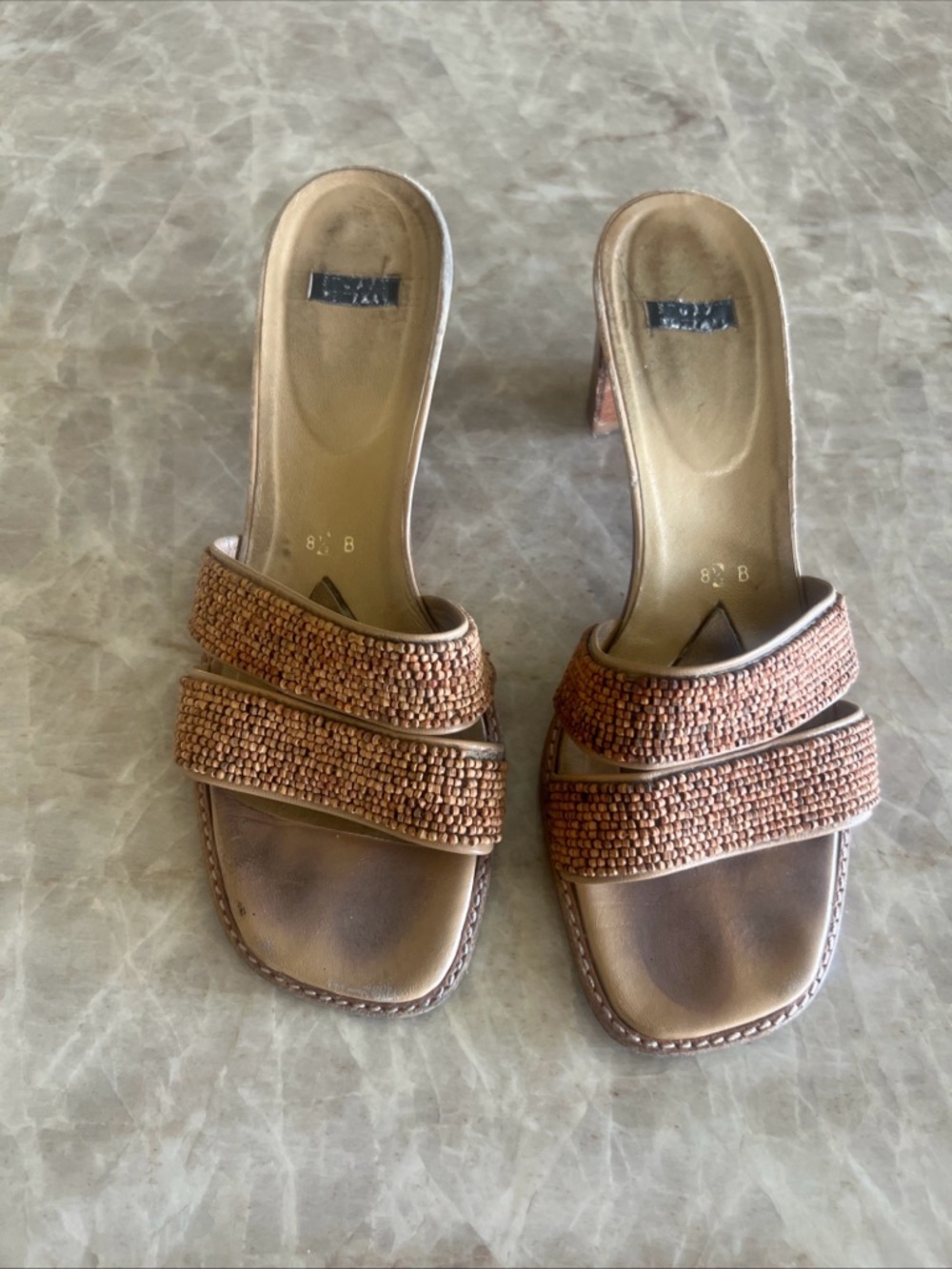 Stuart Weizman Vintage Micro Beaded Slip On Block Heel Sandals SZ 8.5 B